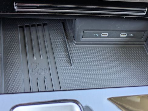 New 2026 Volkswagen Atlas SE FWD image 24