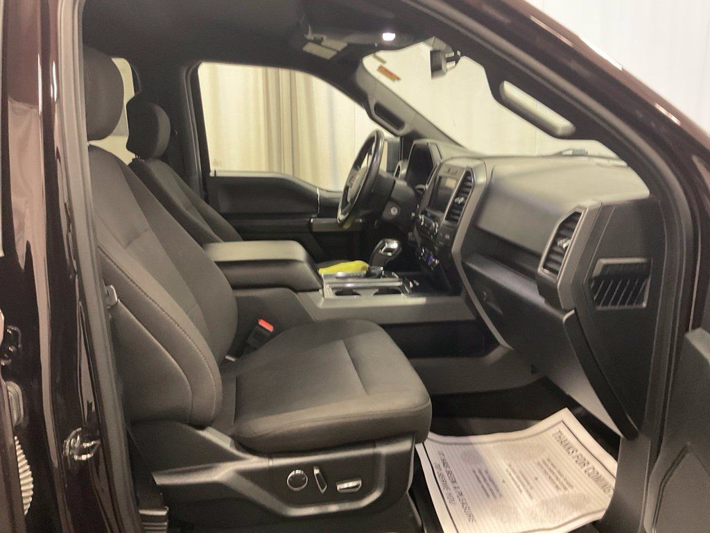 Used 2018 Ford F150 XLT w/ Equipment Group 302A Luxury AWD/4WD image 30