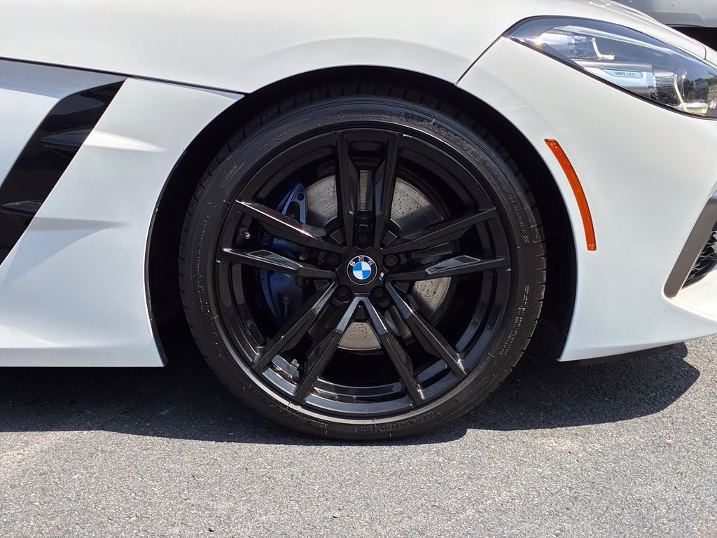 Used 2020 BMW Z4 M40i w/ Executive Package RWD image 54