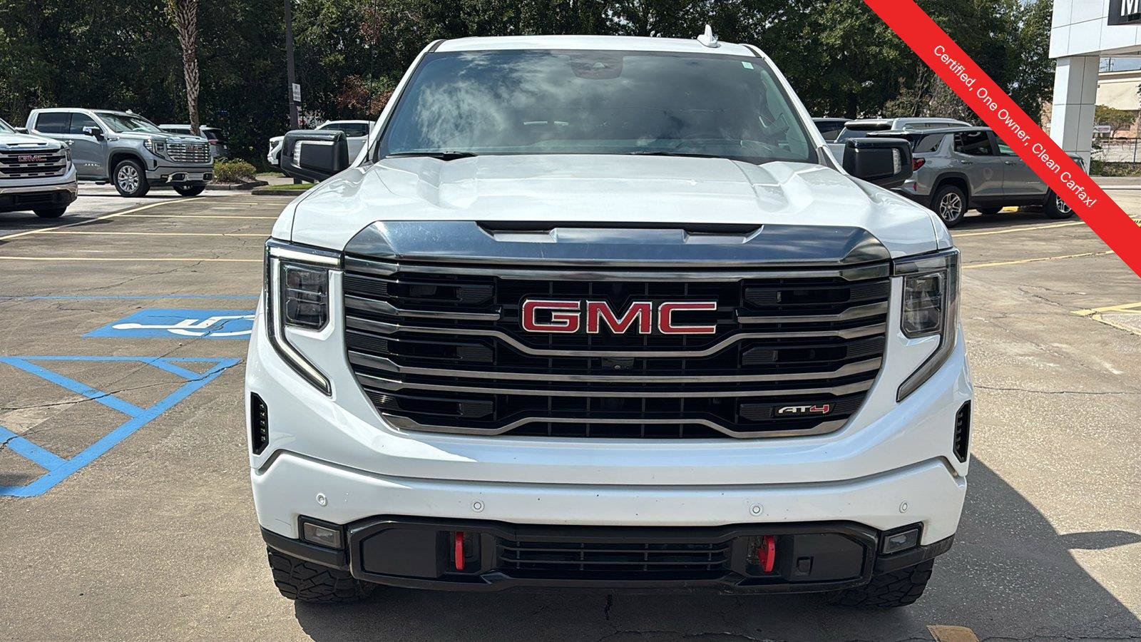 Used 2023 GMC Sierra 1500 AT4 w/ AT4 Premium Package AWD/4WD image 2