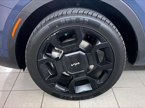 Used 2024 Kia Sorento SX image 35