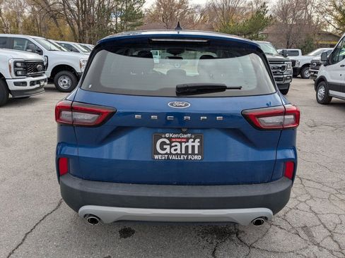 Used 2023 Ford Escape Base image 5