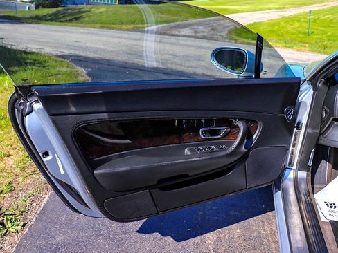 Used 2004 Bentley Continental GT image 24