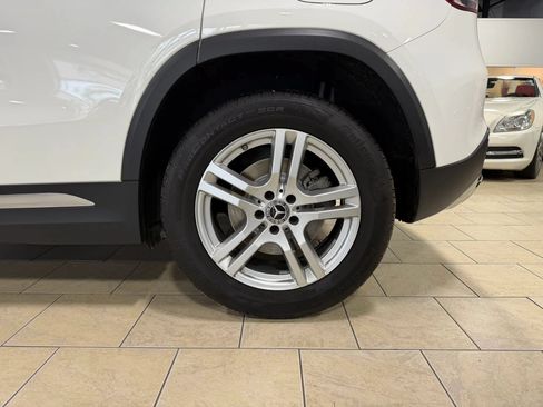 Used 2021 Mercedes-Benz GLA 250 4MATIC w/ Premium Package image 39