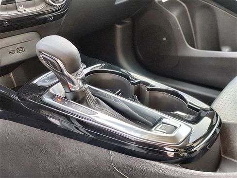 Used 2026 Chevrolet Trax LT image 15