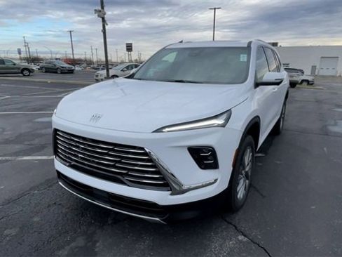 New 2026 Buick Enclave Preferred w/ Power Package image 5