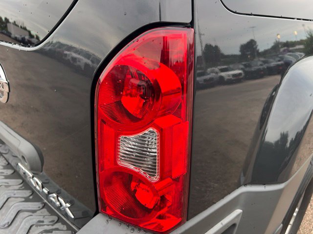 Used 2013 Nissan Xterra PRO-4X w/ Pro-4x Leather Pkg AWD/4WD image 11