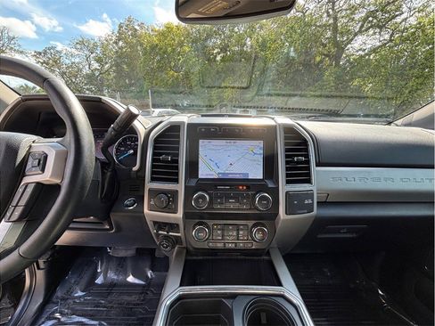 Used 2020 Ford F350 Lariat w/ Lariat Ultimate Package image 11