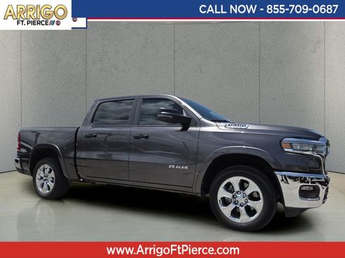 Used 2025 RAM 1500 Big Horn AWD/4WD image 1