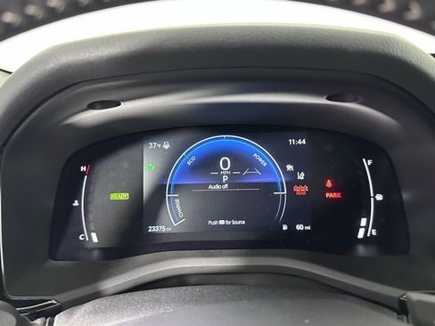 Used 2025 Toyota Camry XSE image 26