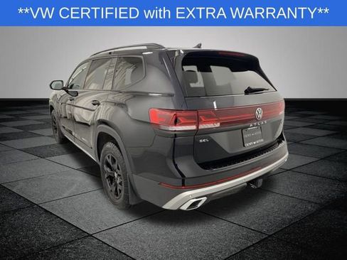 Certified 2024 Volkswagen Atlas Peak Edition SEL image 5