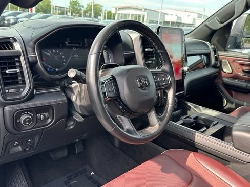 Used 2025 RAM 1500 Limited AWD/4WD image 37