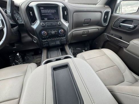 Certified 2022 Chevrolet Silverado 1500 LTZ AWD/4WD image 3
