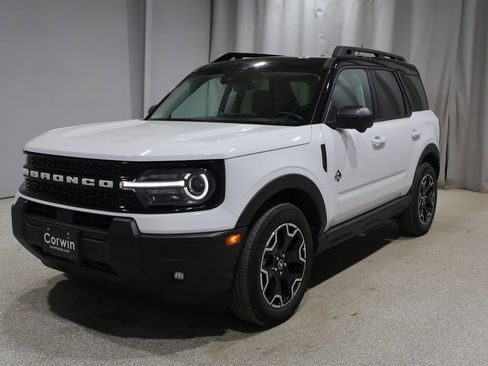 Used 2025 Ford Bronco Sport Outer Banks w/ Outer Banks Tech Package+ image 7