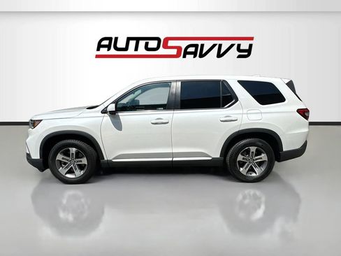 Used 2024 Honda Pilot EX-L image 4
