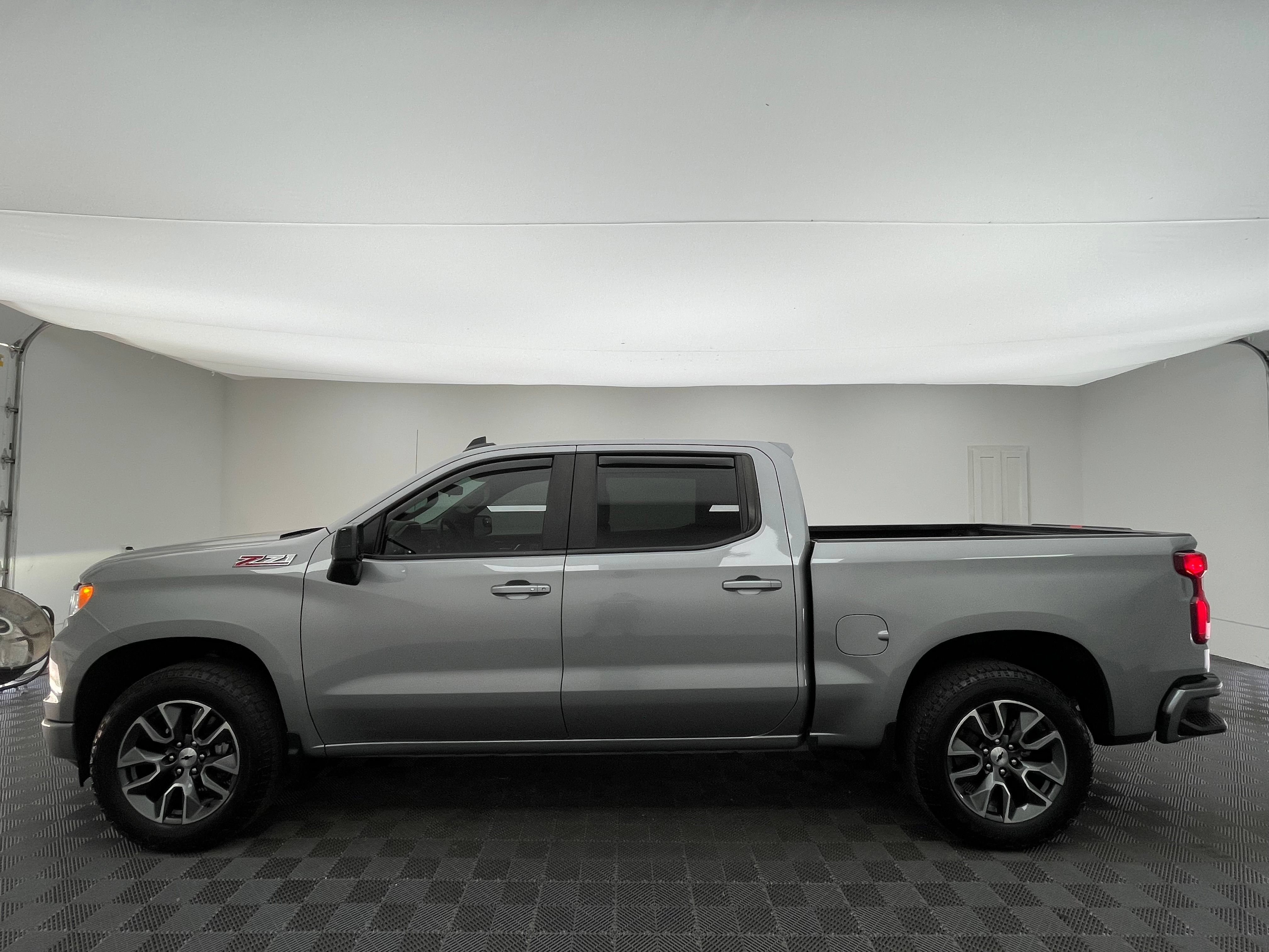 Used 2024 Chevrolet Silverado 1500 RST w/ Convenience Package II AWD/4WD image 11