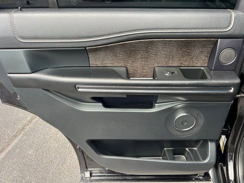 Used 2020 Ford Expedition Limited w/ Special Edition Package image 23