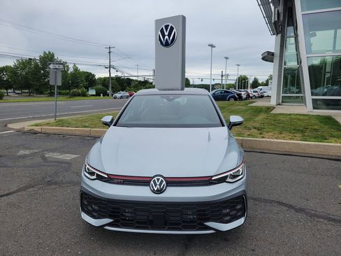 New 2025 Volkswagen GTI SE image 1