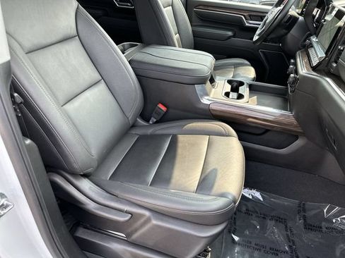 Used 2025 Chevrolet Silverado 3500 LT w/ All Star Edition AWD/4WD image 28