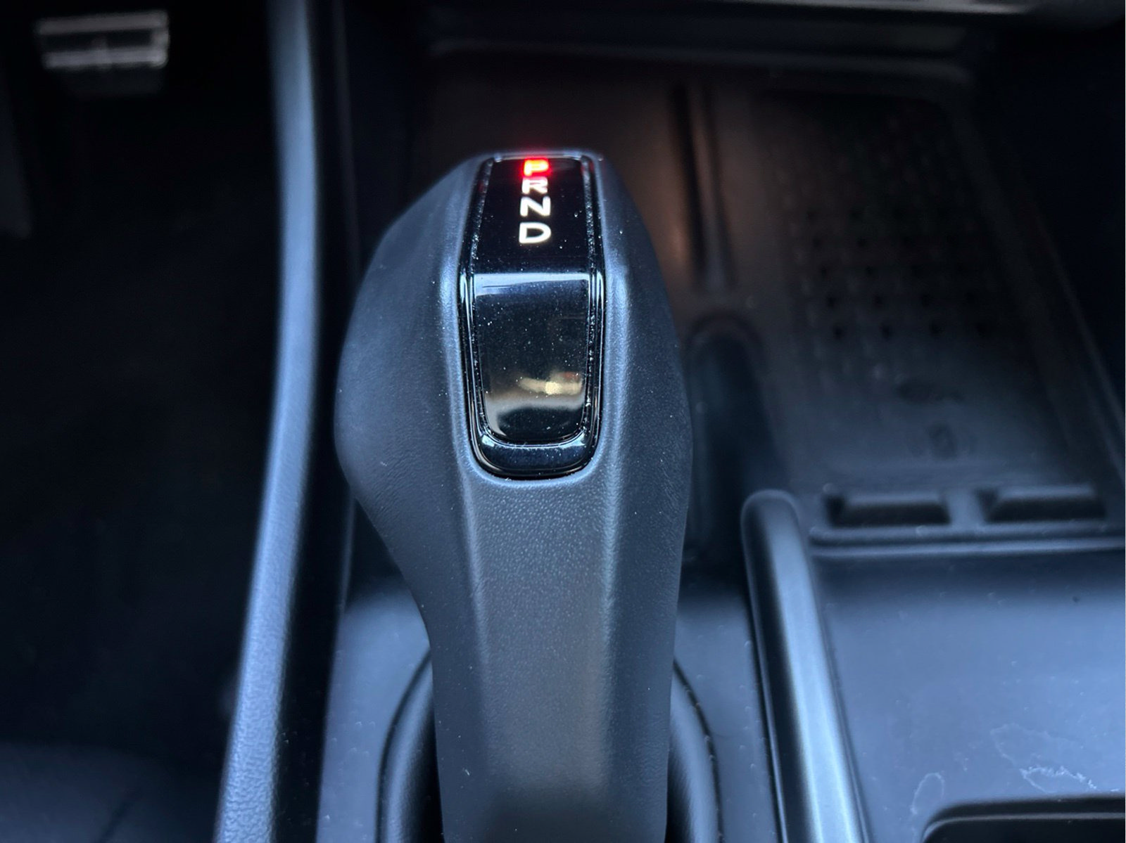 Used 2024 Dodge Charger Daytona R/T w/ Plus Group AWD/4WD image 16