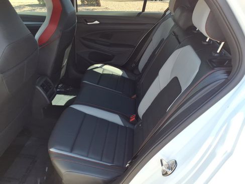 Certified 2023 Volkswagen GTI SE image 21