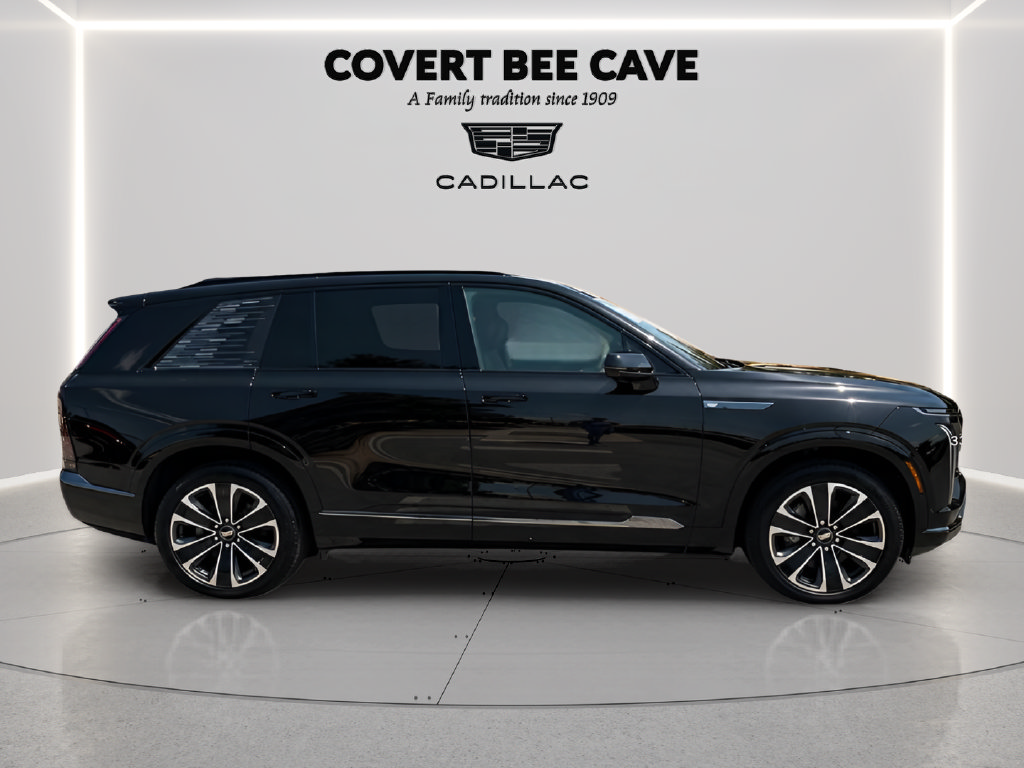 Used 2026 Cadillac Vistiq Sport w/ LPO, Floor Liner Package AWD/4WD image 7
