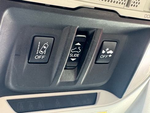 Used 2021 Subaru Forester Limited image 31