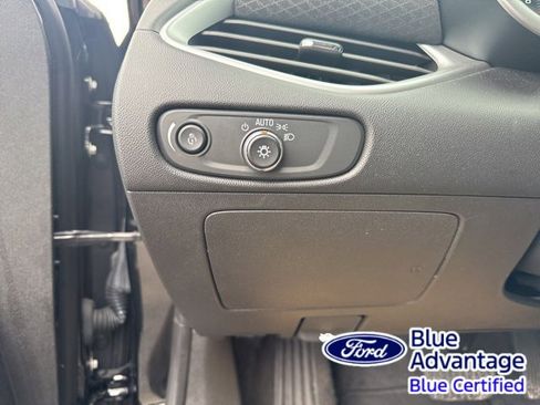 Used 2024 Chevrolet Malibu LT image 18