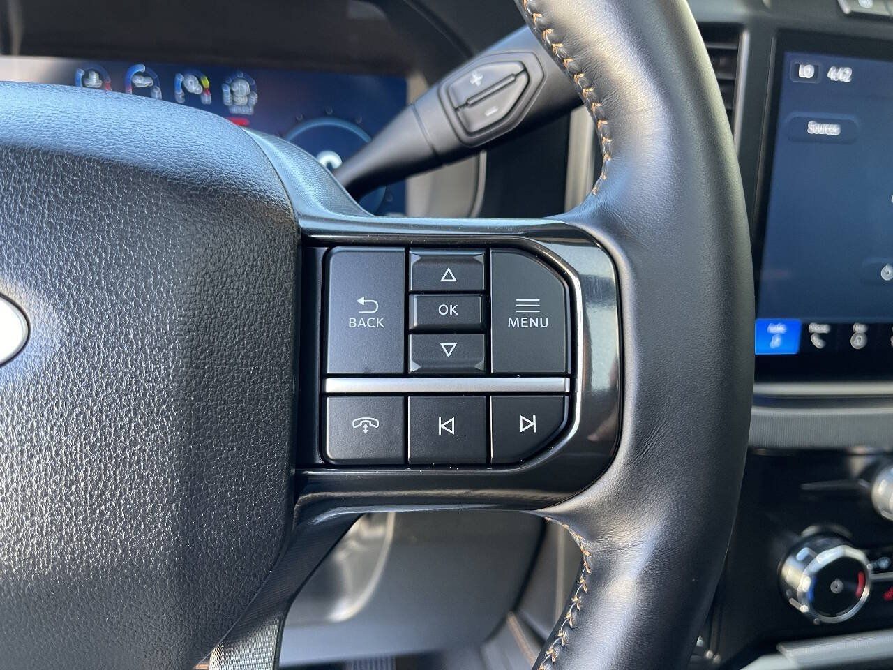 Used 2024 Ford F450 Platinum AWD/4WD image 30