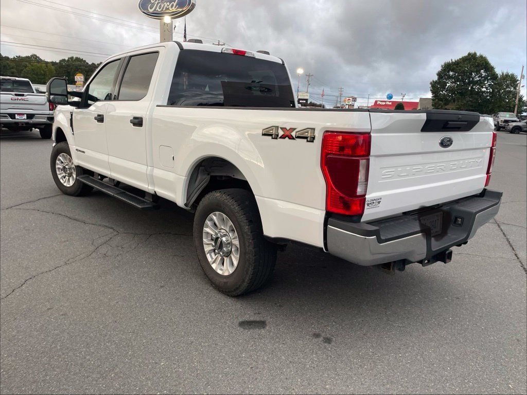Used 2022 Ford F250 XLT AWD/4WD image 3
