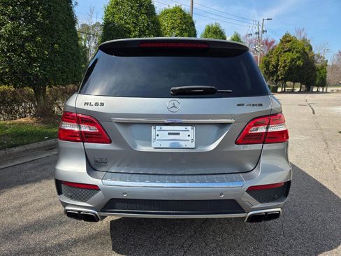 Used 2013 Mercedes-Benz ML 63 AMG 4MATIC image 4