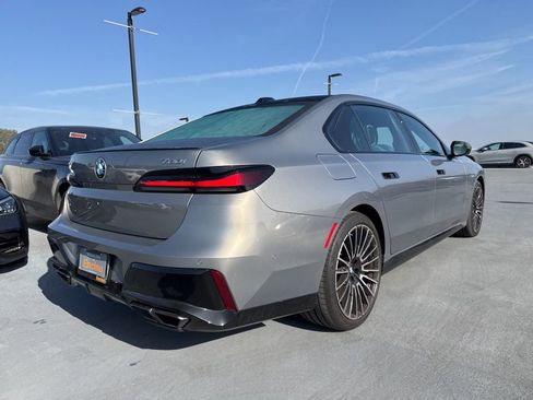 Used 2025 BMW 760i xDrive 760i xDrive w/ Executive Package image 5
