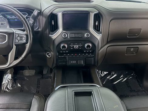 Used 2021 GMC Sierra 1500 Denali w/ Denali Ultimate Package AWD/4WD image 18
