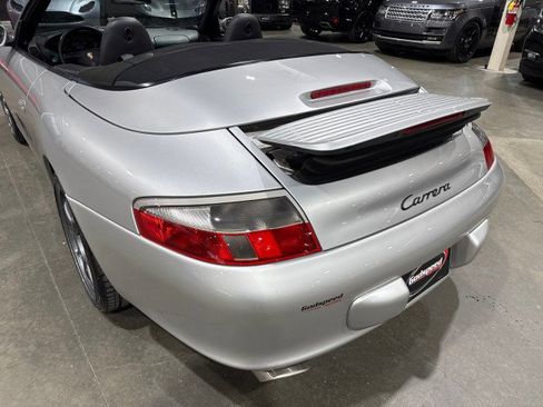 Used 2004 Porsche 911 Carrera 4 image 44