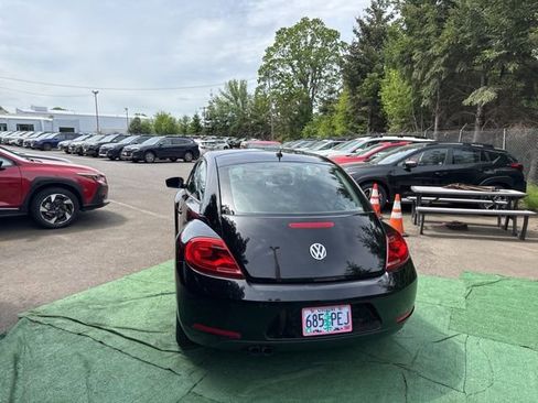 Used 2013 Volkswagen Beetle 2.5 image 5