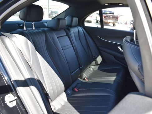 Used 2019 Mercedes-Benz E 300 4MATIC w/ Convenience Package image 36