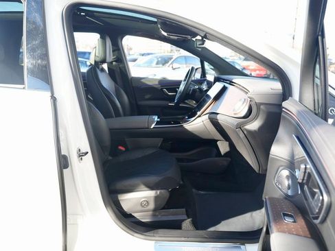 Used 2023 Mercedes-Benz EQS 450+ SUV image 37