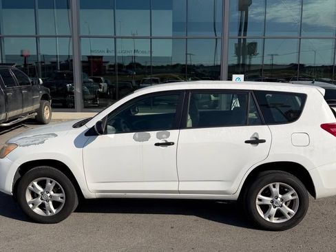 Used 2010 Toyota RAV4 4WD image 2