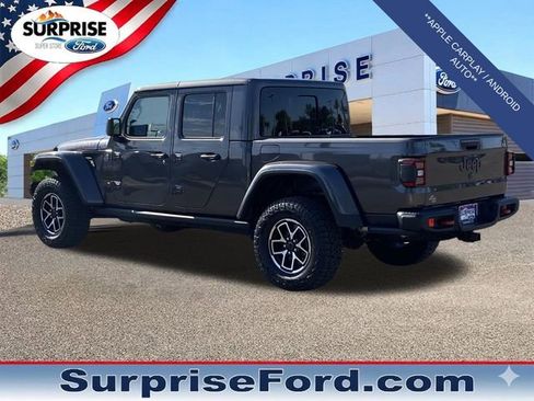 Used 2025 Jeep Gladiator Rubicon AWD/4WD image 4