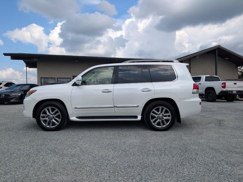 Used 2014 Lexus LX 570 4WD image 11