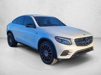 Used 2019 Mercedes-Benz GLC 300 4MATIC Coupe video 4