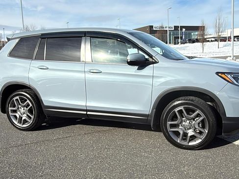 Used 2023 Honda Passport EX-L image 3