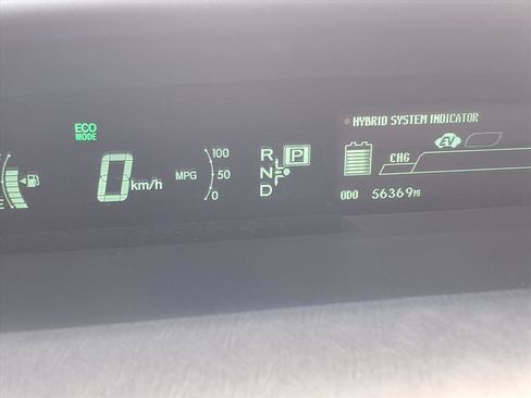 Used 2015 Toyota Prius Three image 14