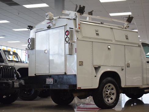 Used 2016 Chevrolet Silverado 3500 W/T image 23