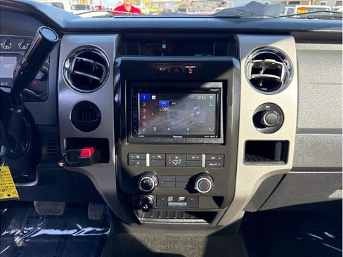 Used 2011 Ford F150 XLT w/ XLT Chrome Pkg image 8