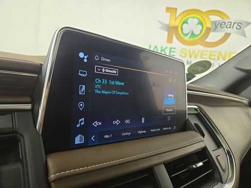 Certified 2023 Chevrolet Suburban High Country image 20