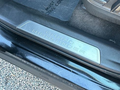 Used 2024 Toyota Grand Highlander AWD Hybrid image 53