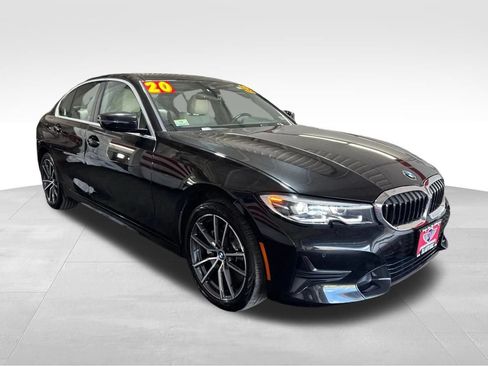 Used 2020 BMW 330i xDrive Sedan w/ Convenience Package AWD/4WD image 3