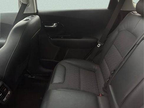 Used 2017 Kia Niro EX w/ Paint Protection Package image 23