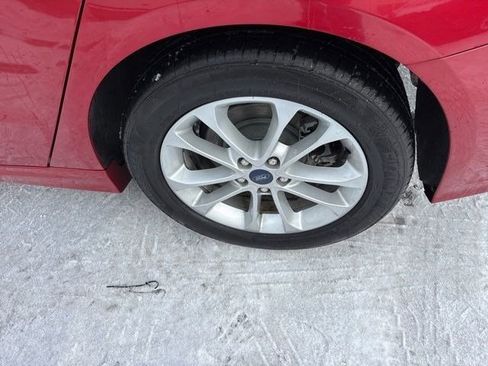 Used 2020 Ford Fusion SE image 46